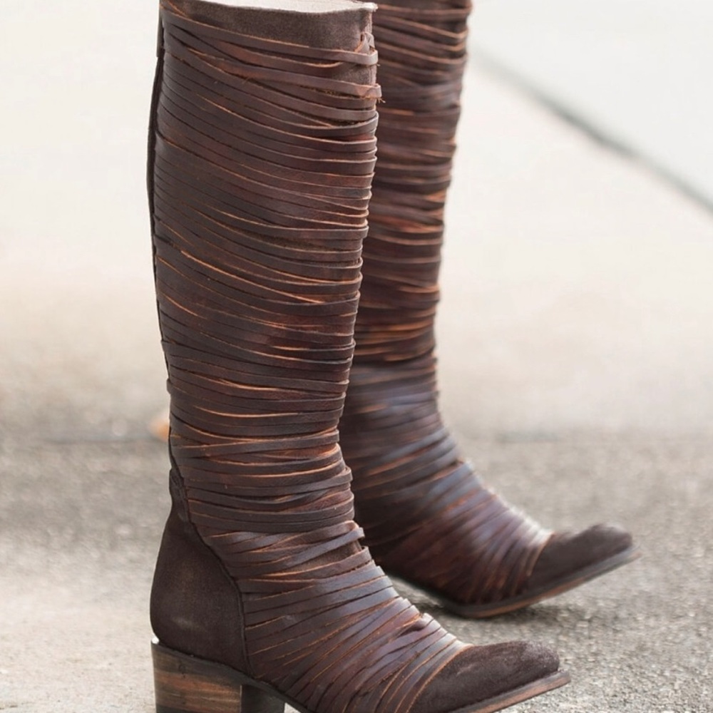 Free Bird Logan Boots